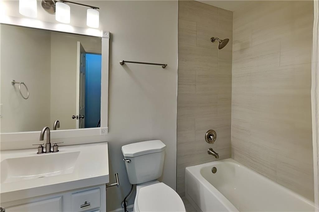 1818 Crescent Hill Drive Nw - Photo 13