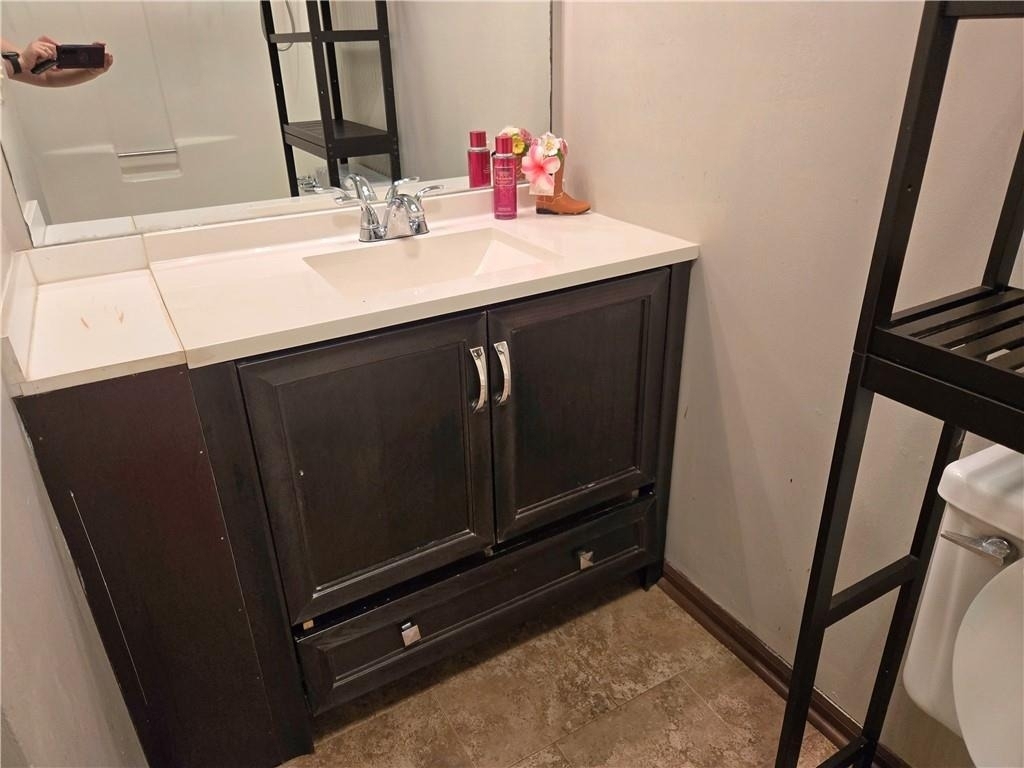 2982 Hillwood Drive - Photo 8