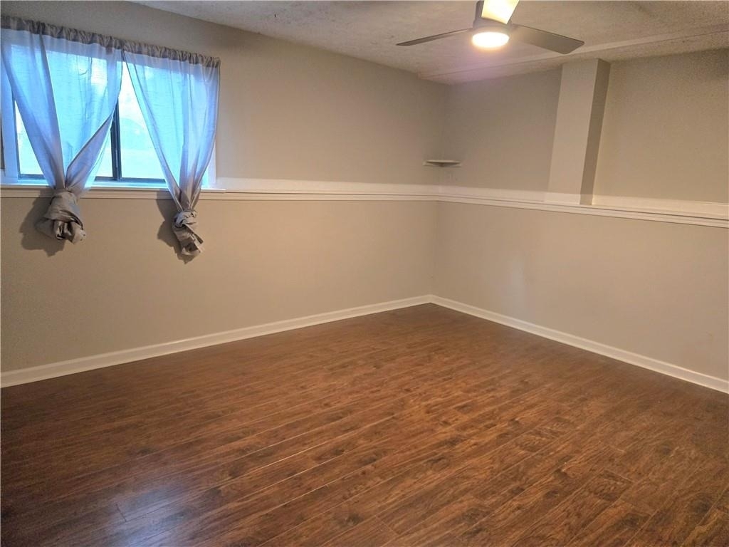 2982 Hillwood Drive - Photo 25