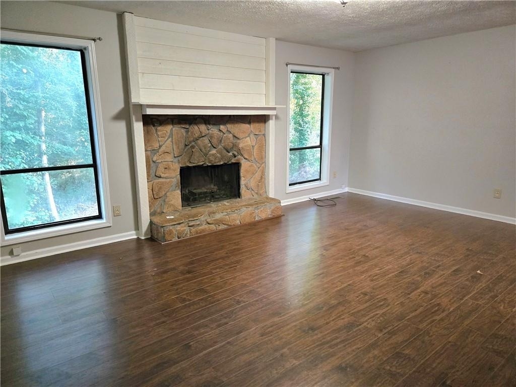 2982 Hillwood Drive - Photo 0
