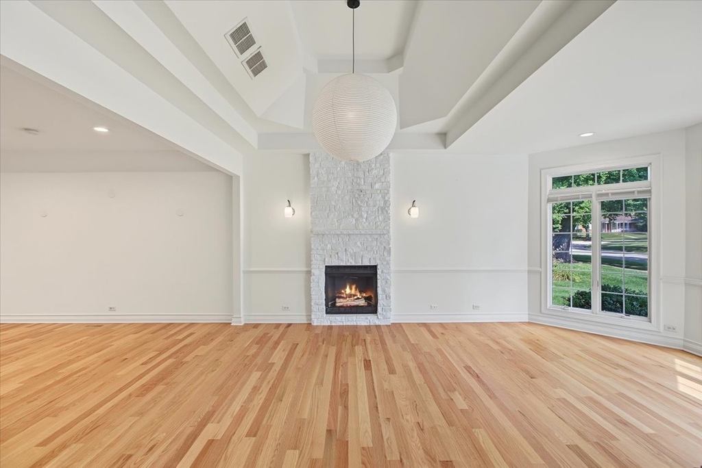 1009 Douglas Avenue - Photo 3