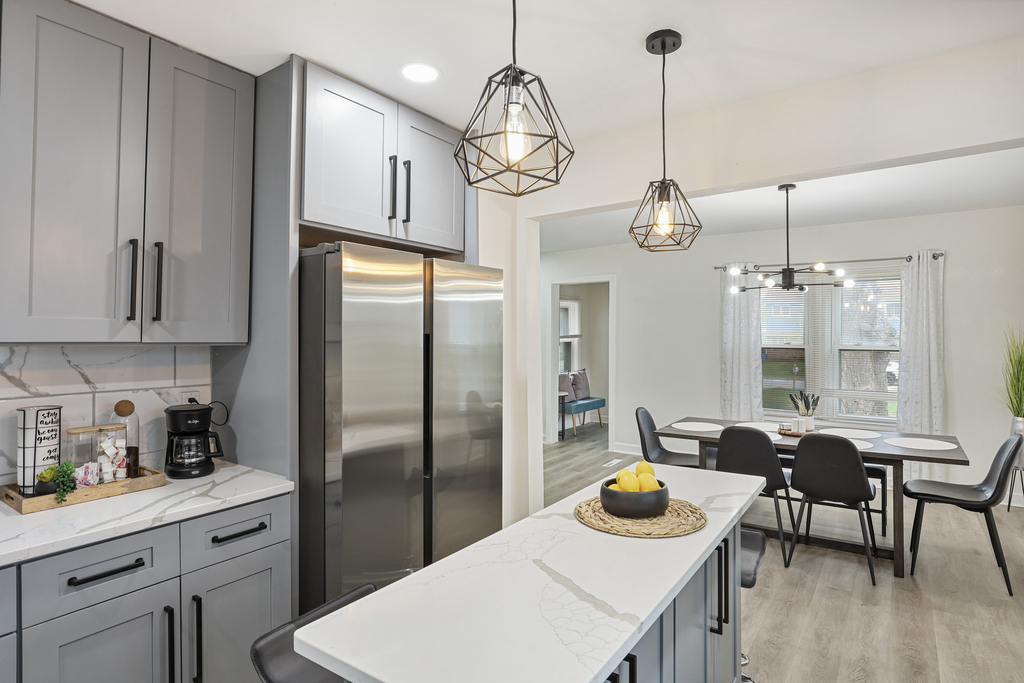 366 N Hemlock Avenue - Photo 11