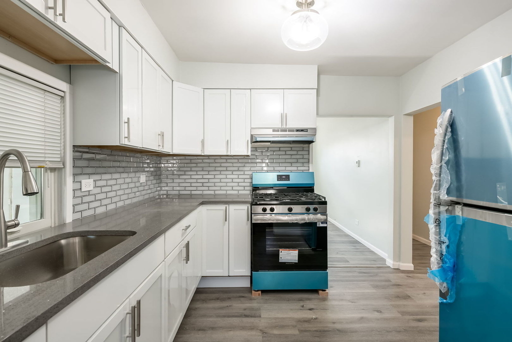 931 Dunlop Avenue - Photo 6