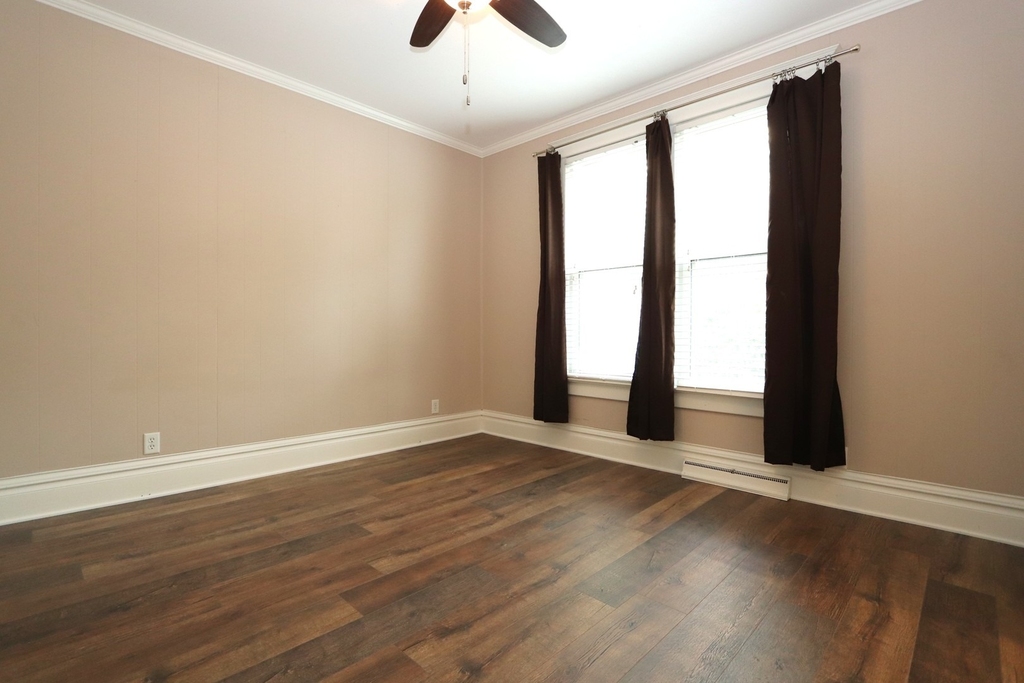 413 W Jackson Street - Photo 11