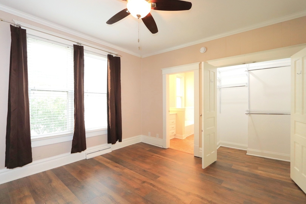 413 W Jackson Street - Photo 13