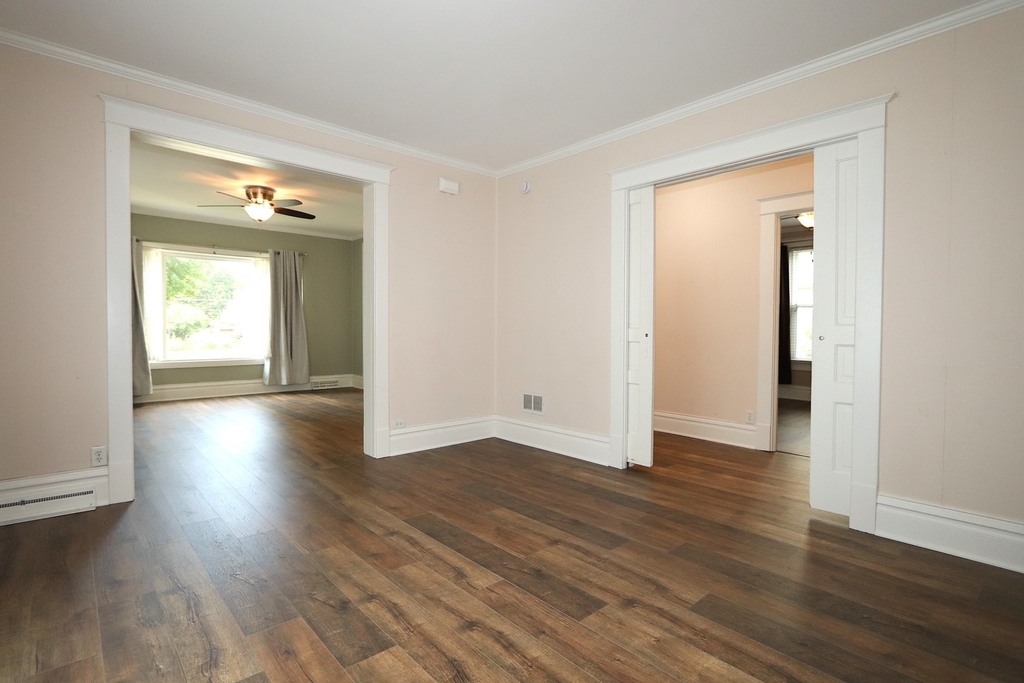 413 W Jackson Street - Photo 7