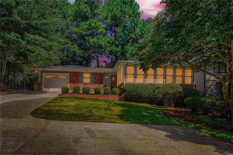 1278 Fairhill Lane - Photo 2