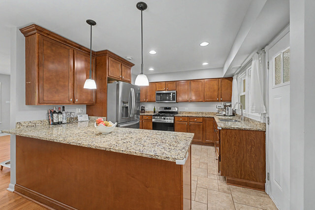 801 8th Avenue - Photo 5