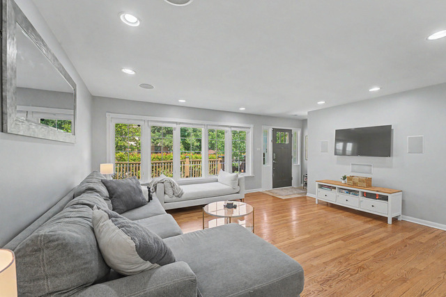 801 8th Avenue - Photo 2