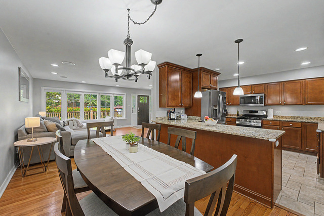 801 8th Avenue - Photo 4