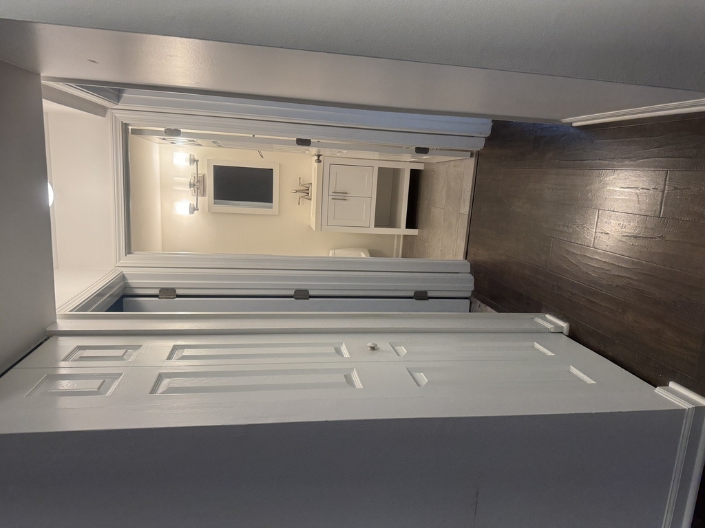 675 Grove Drive - Photo 8