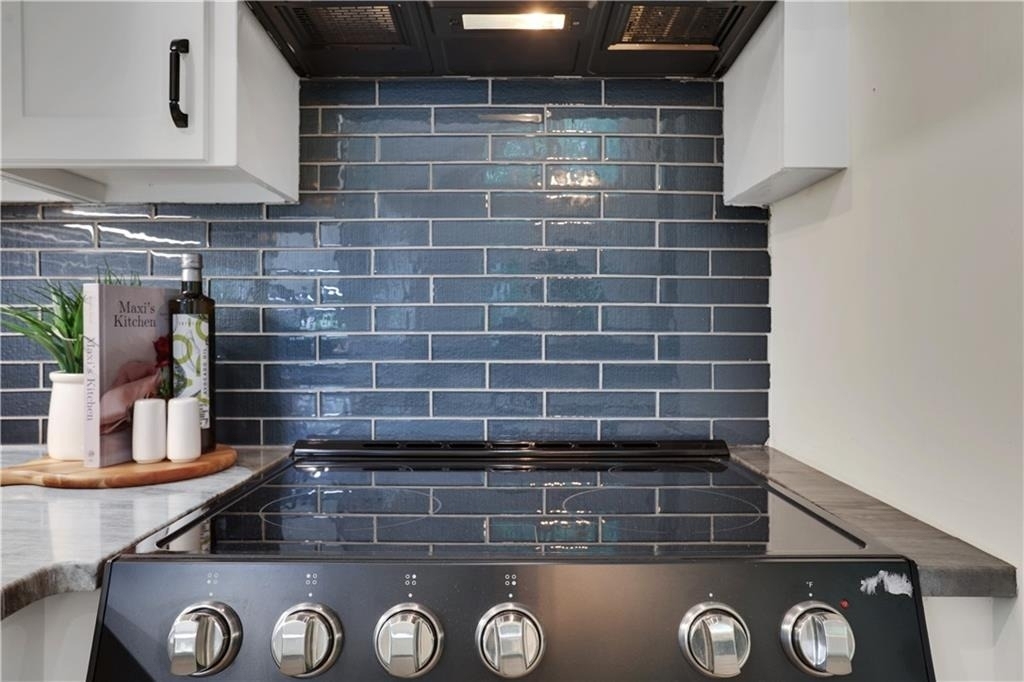 6524 Medlock Road - Photo 8