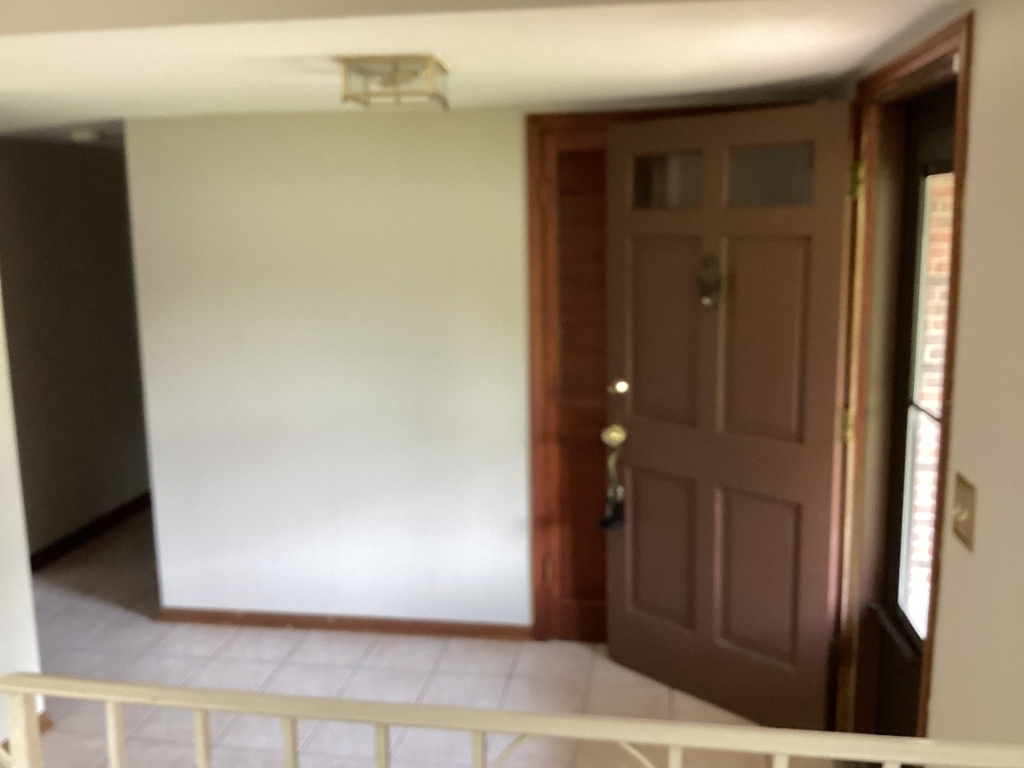 928 N Rohlwing Road - Photo 1