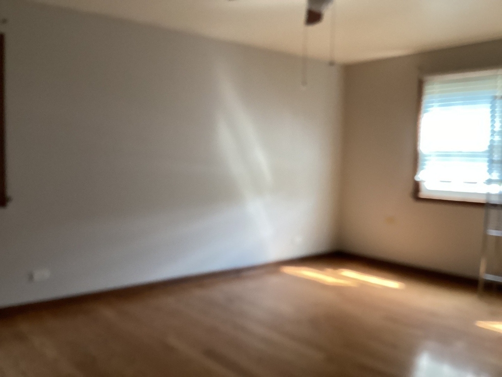 928 N Rohlwing Road - Photo 8