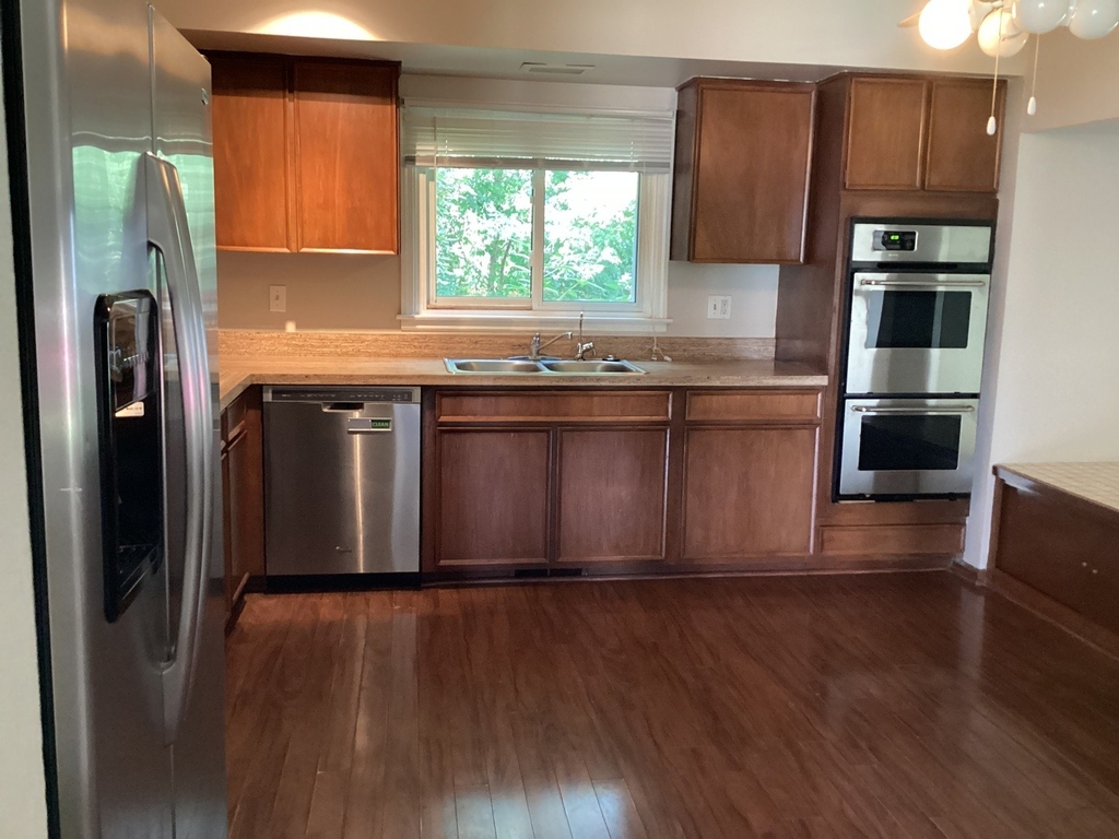 928 N Rohlwing Road - Photo 4