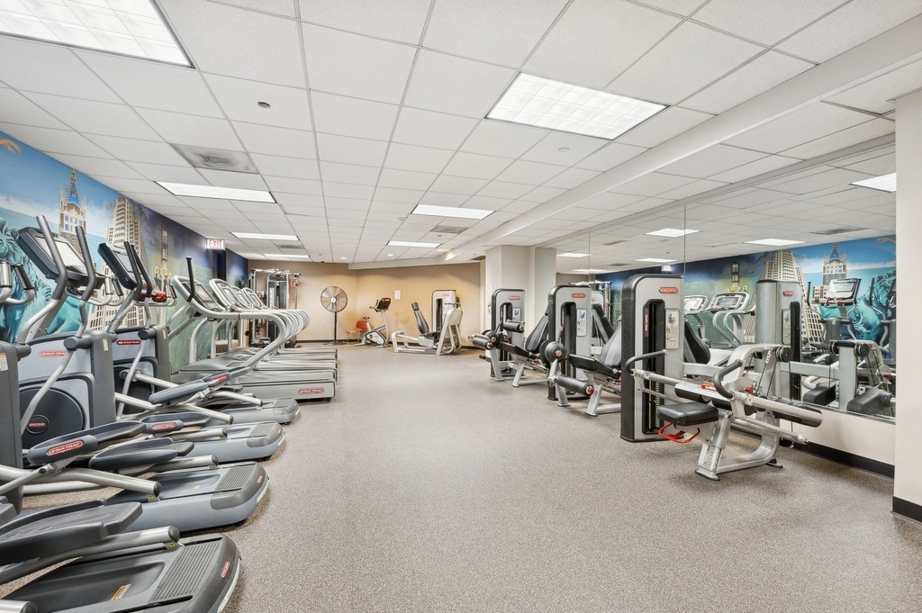 480 N Mcclurg Court - Photo 16