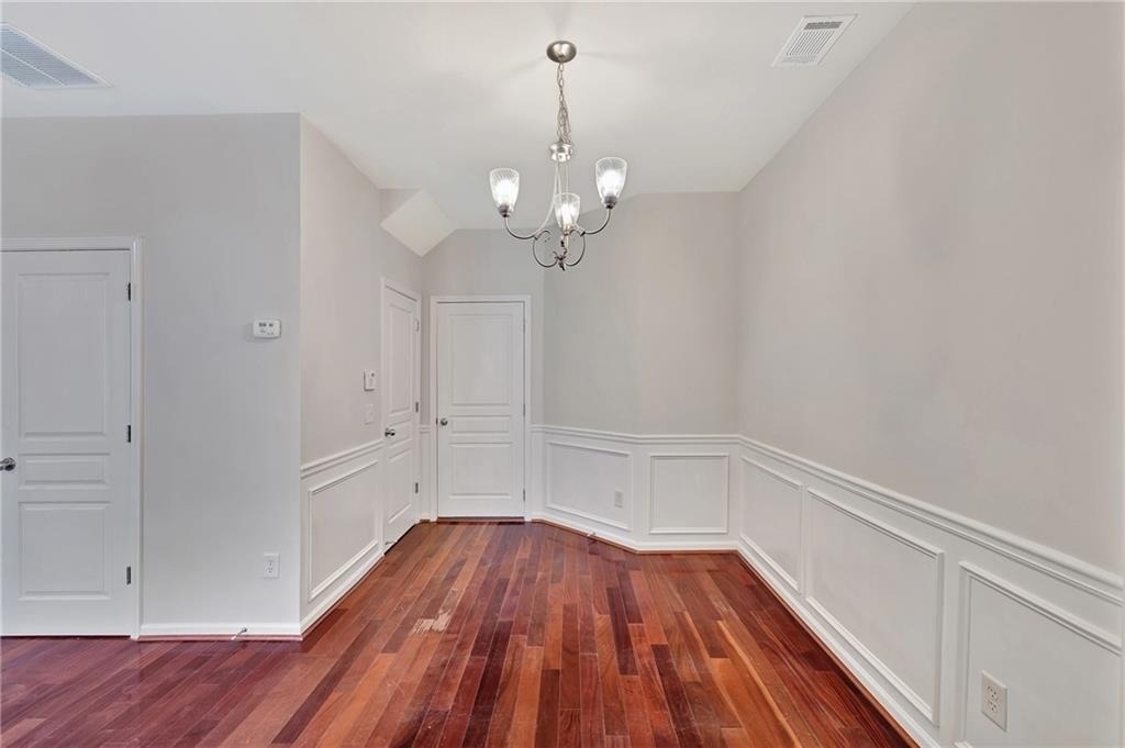 2187 Oakland Grove Place - Photo 10