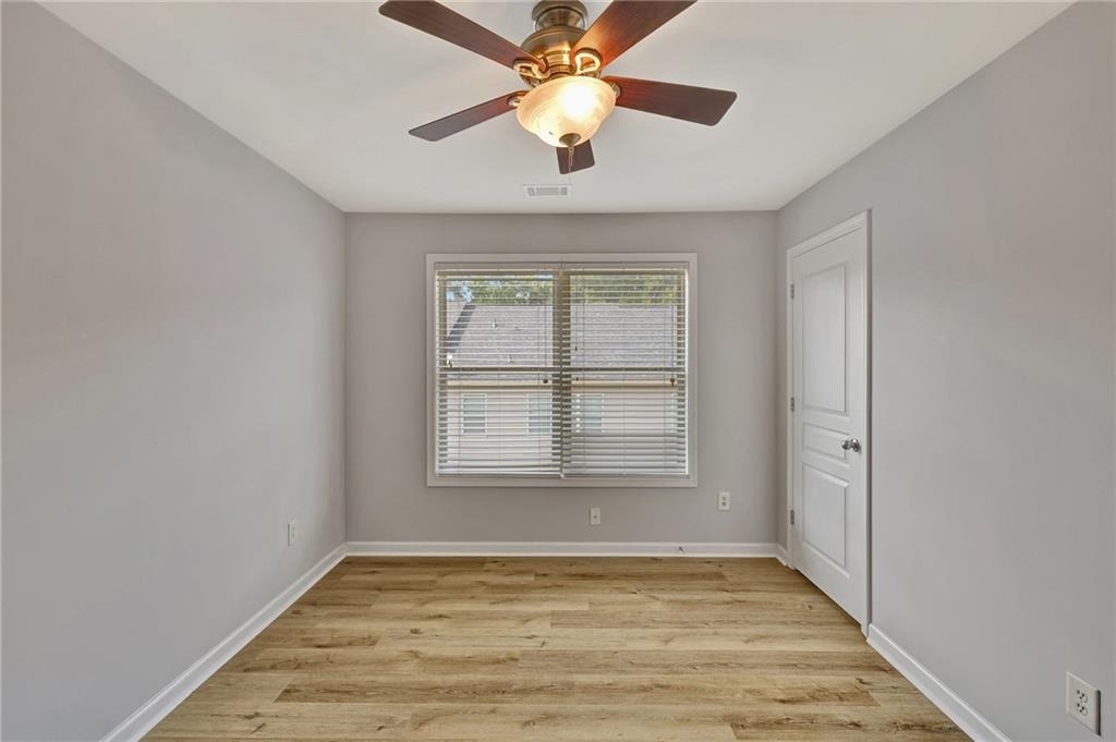 2187 Oakland Grove Place - Photo 25
