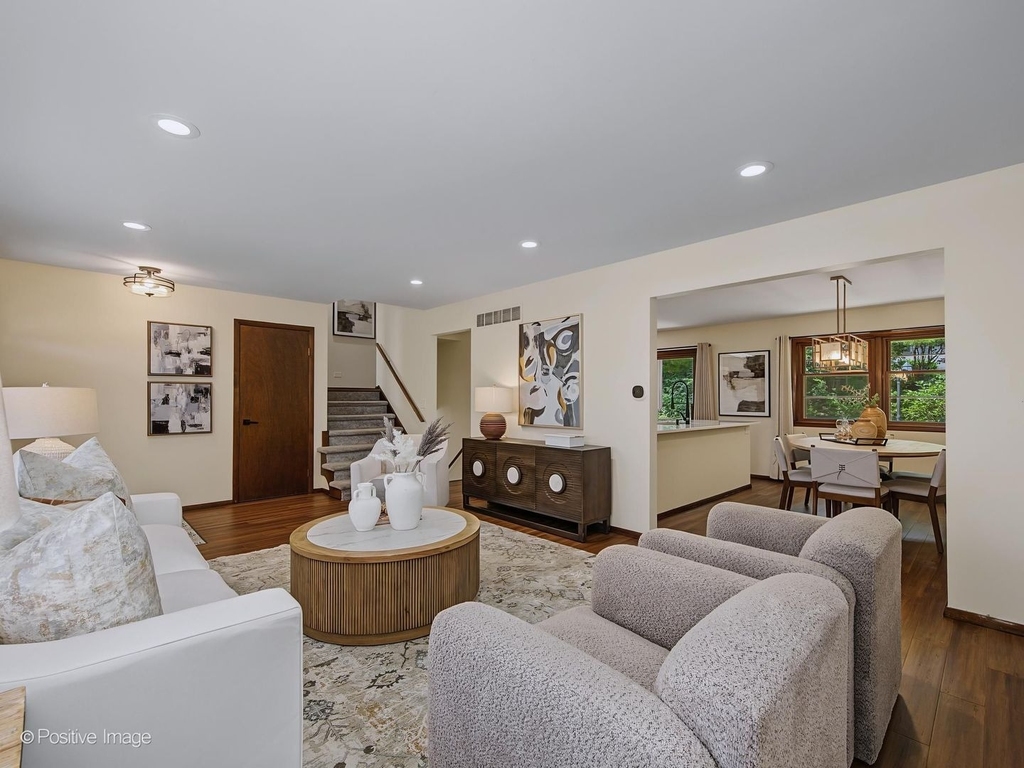 800 Marston Avenue Ne - Photo 5