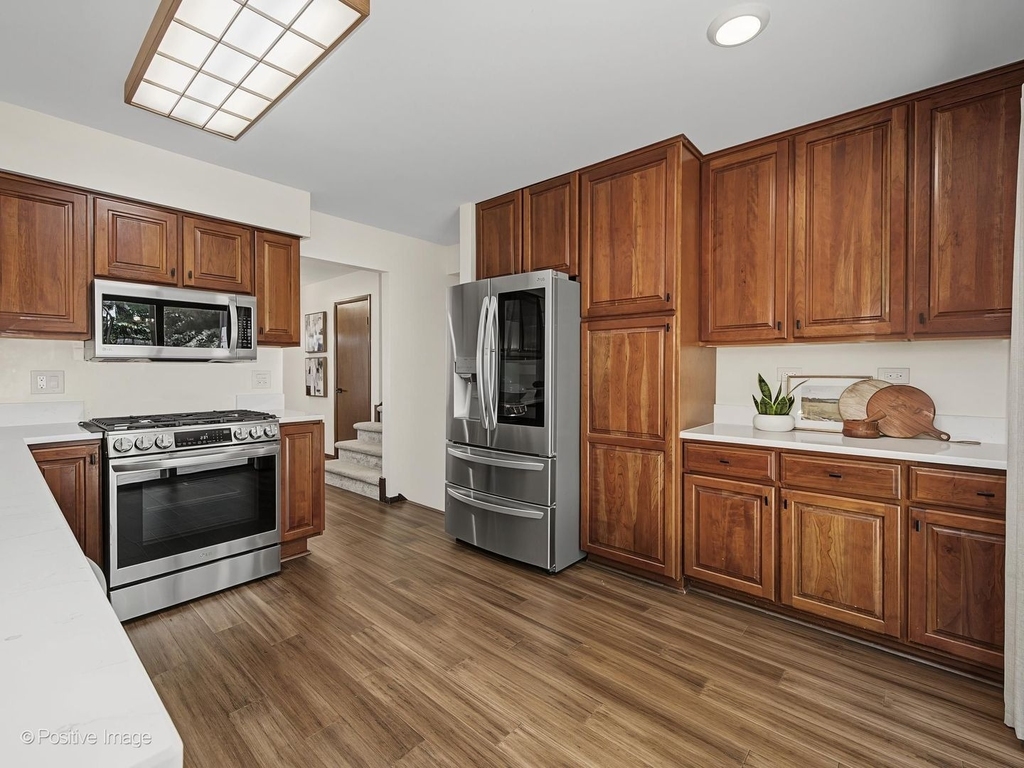 800 Marston Avenue Ne - Photo 10
