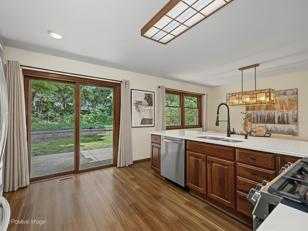 800 Marston Avenue Ne - Photo 12
