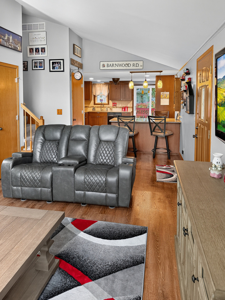 714 Walnut Lane - Photo 3