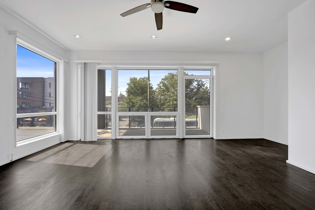 1617 N Ashland Avenue - Photo 8