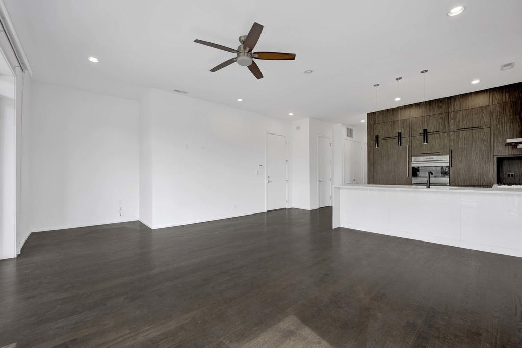 1617 N Ashland Avenue - Photo 6