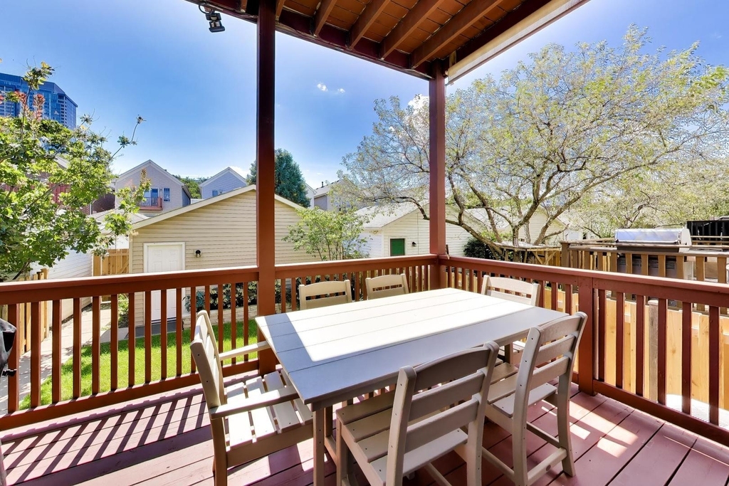 329 W Goethe Street - Photo 41