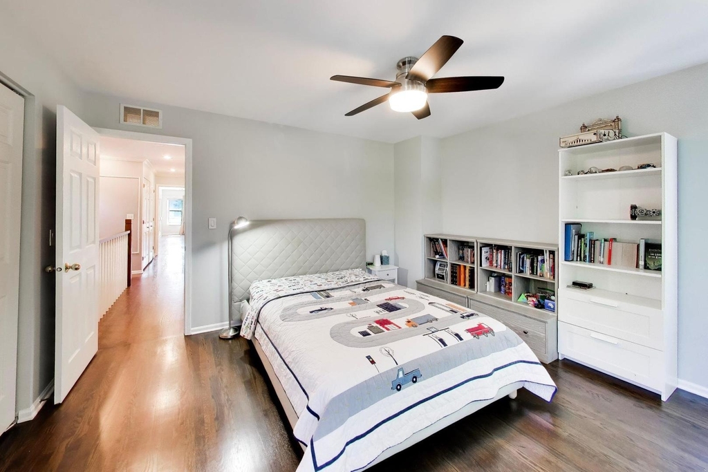 329 W Goethe Street - Photo 29