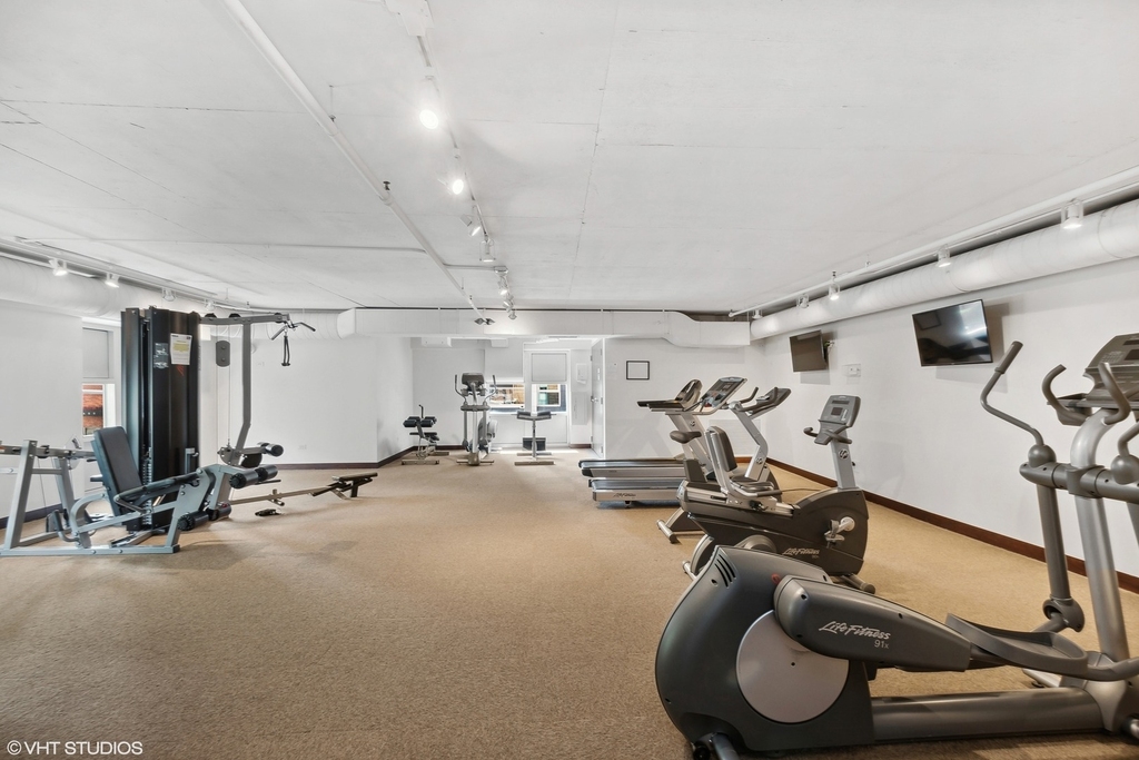 950 W Monroe Street - Photo 9