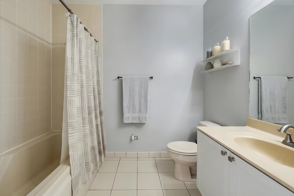 950 W Monroe Street - Photo 6