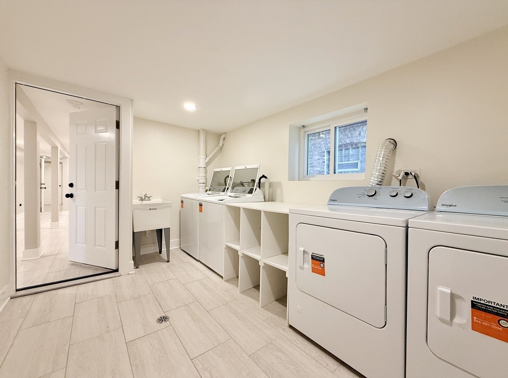 5536 N Spaulding Avenue - Photo 11