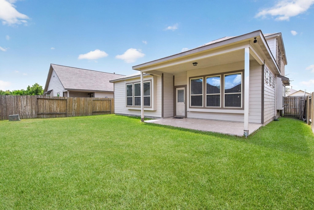 6915 Rosemont Court - Photo 41