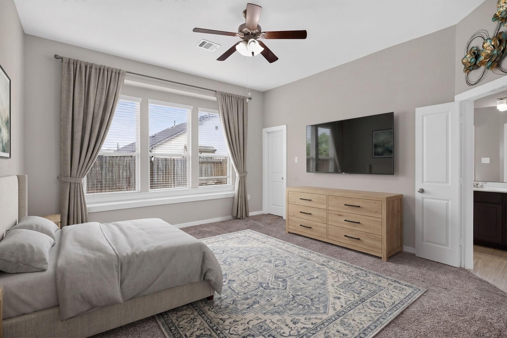 6915 Rosemont Court - Photo 21