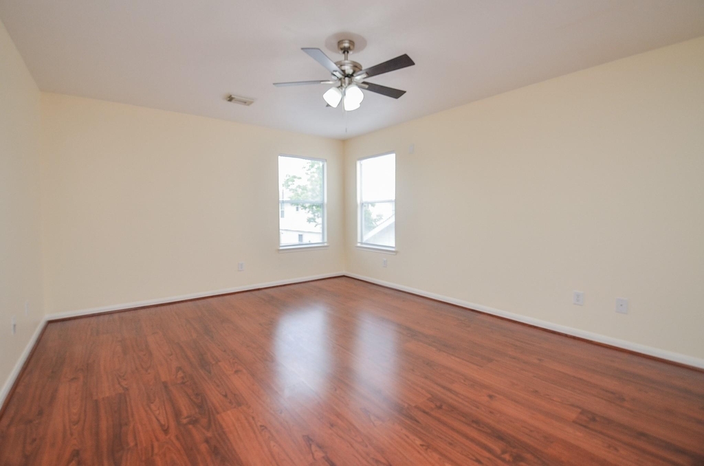 3907 Pebble Garden Lane - Photo 15