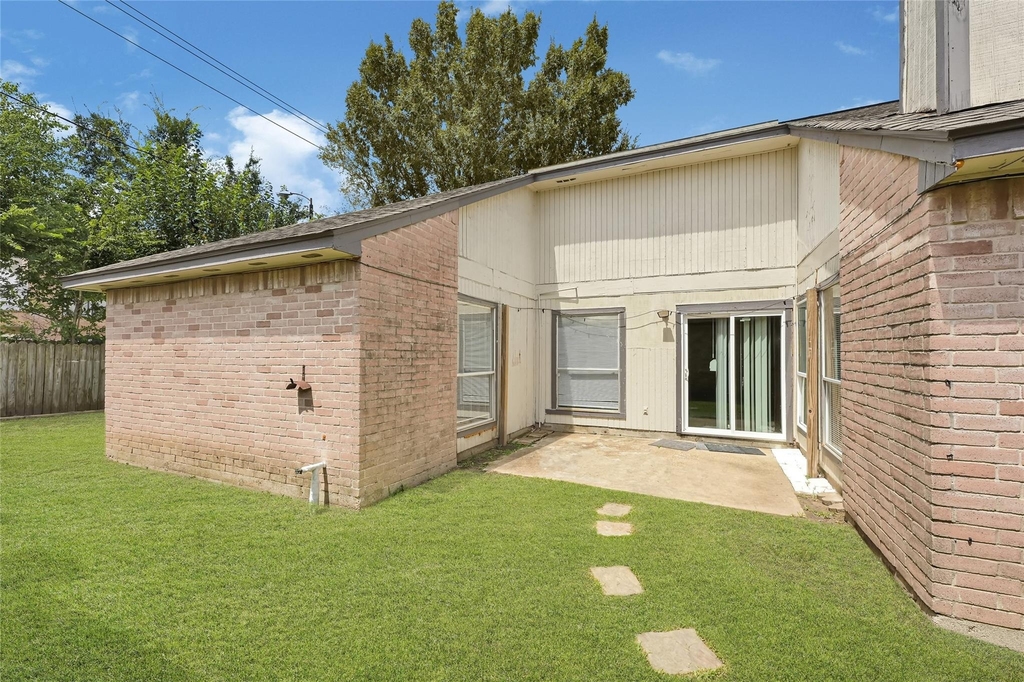 8111 Furlong Lane - Photo 19
