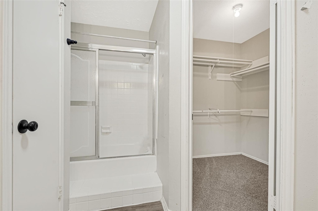 8111 Furlong Lane - Photo 12