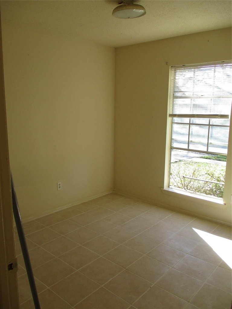 19434 Lazy Valley Drive - Photo 29