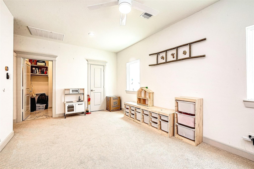 5807 Kansas Street - Photo 15