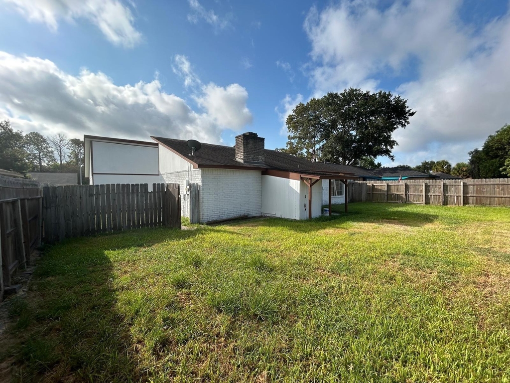 11311 Angelique Drive - Photo 7