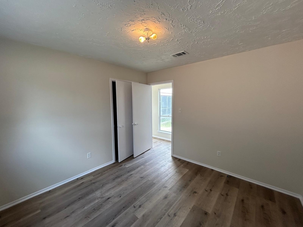11311 Angelique Drive - Photo 7