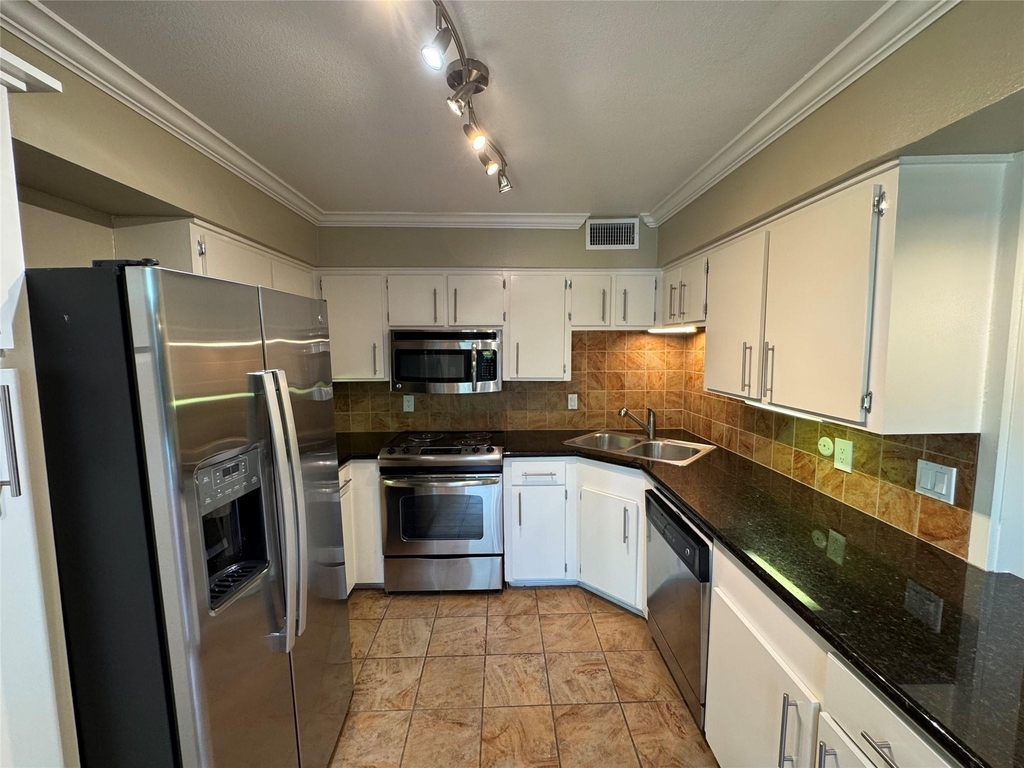 10220 Memorial Drive - Photo 2
