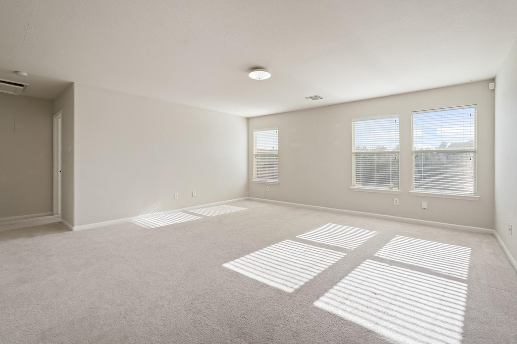 29650 Legends Green Drive - Photo 19