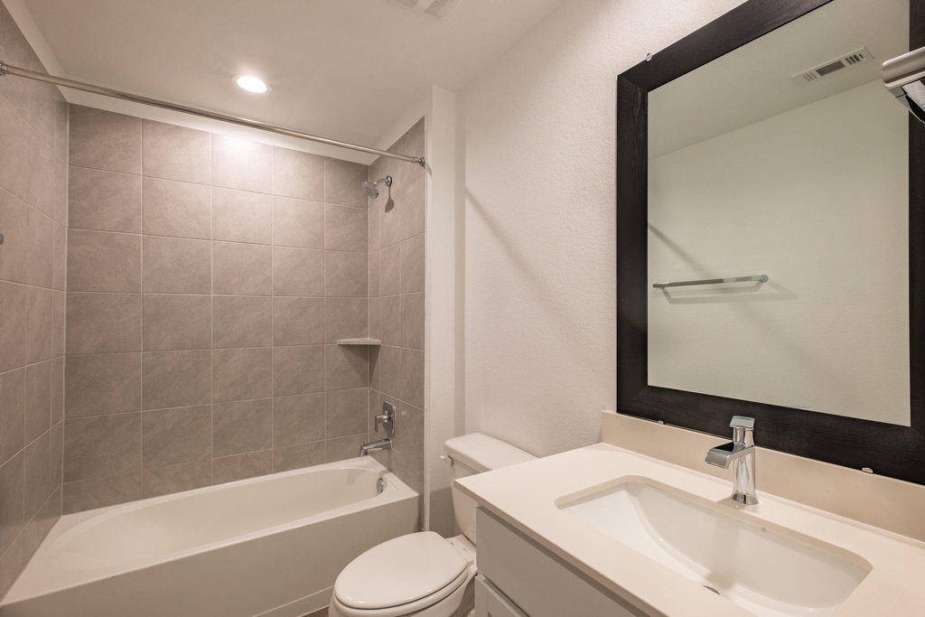 7723 Brushwood Drive - Photo 8