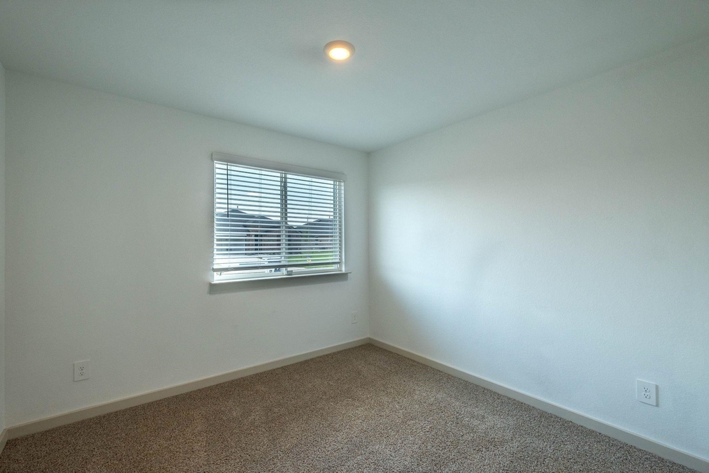 7723 Brushwood Drive - Photo 6
