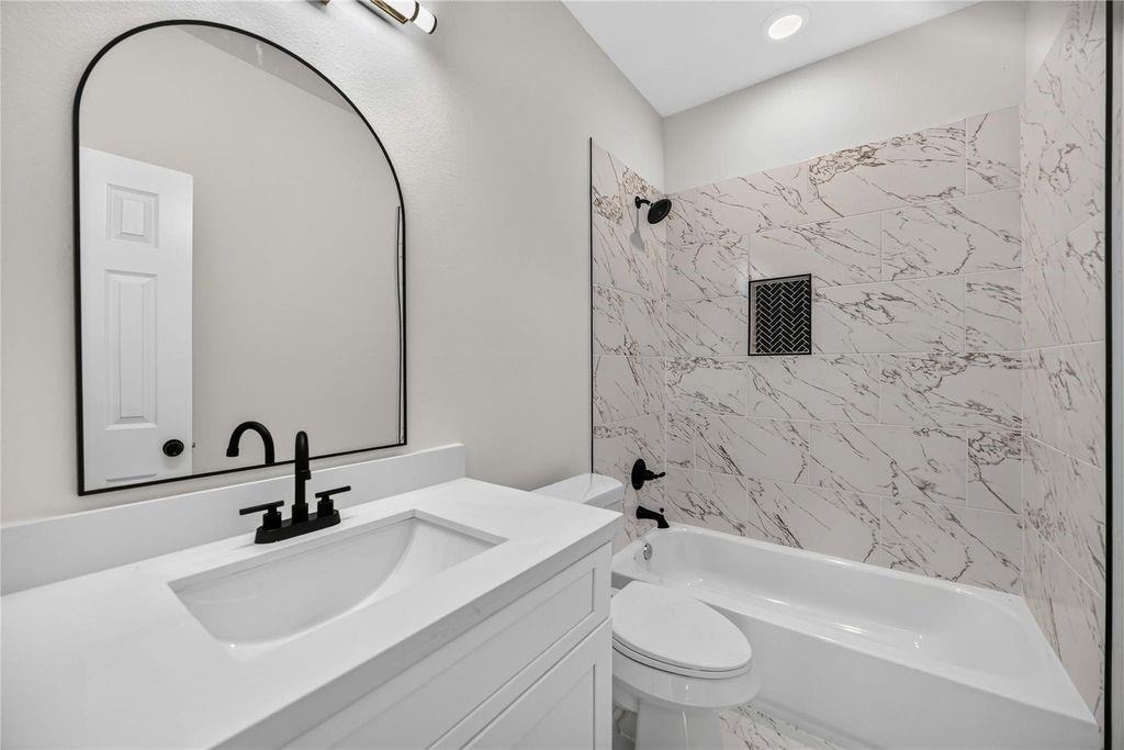 4357 Elmwood Street - Photo 12