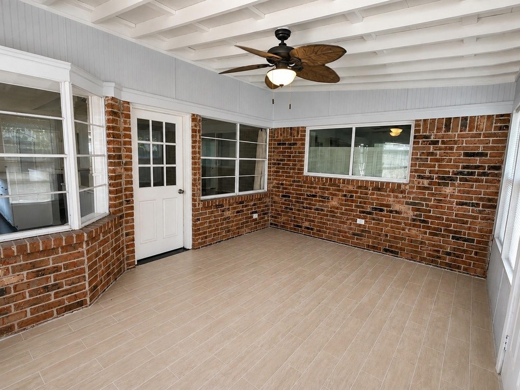 863 Seamaster Drive - Photo 21