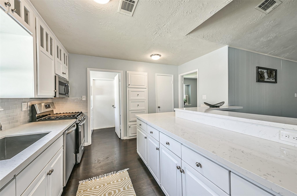 863 Seamaster Drive - Photo 12