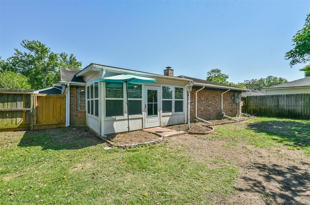863 Seamaster Drive - Photo 36